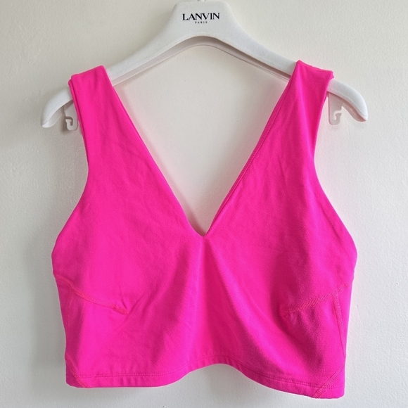 New Free People Movement Never Better Crop V-Neck Hot Pink Tank Top Large NWOT - Picture 6 of 9